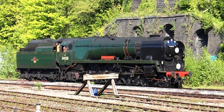 34028
