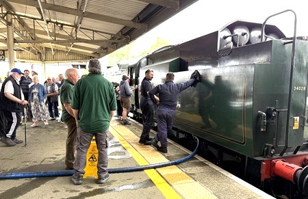 34028