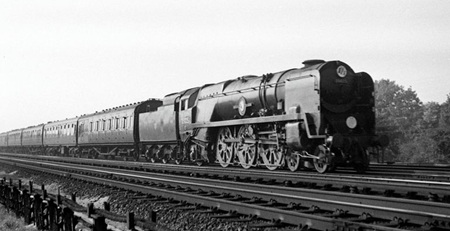 35025
