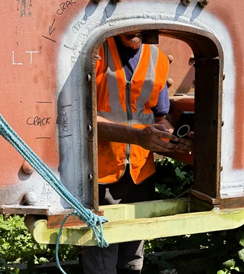 34010
