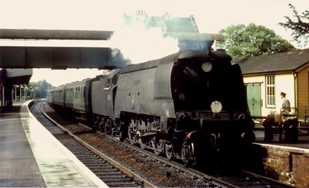 34072
