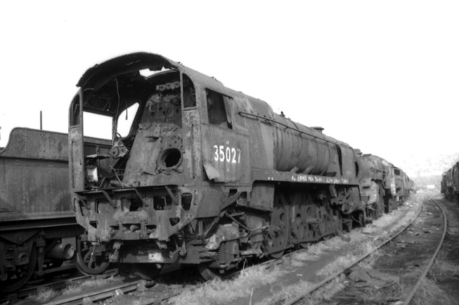 35027